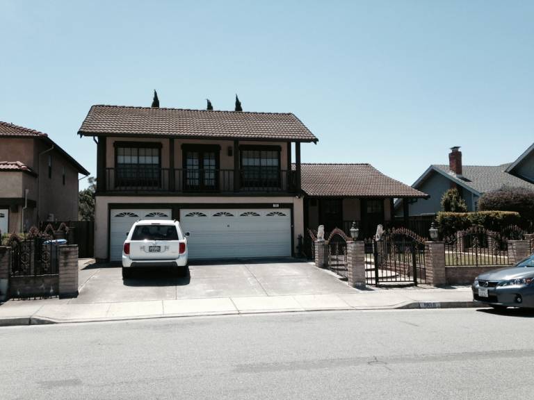 Private room  East Foothills