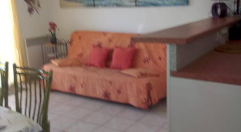 Vacation home with barbeque & patio — photo 5