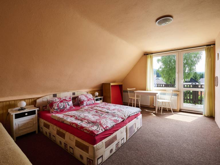 Children-friendly lovely apartment with BBQ, yard & private pool | Pet-friendly — photo 4