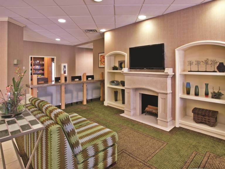 La Quinta by Wyndham Kingsport Tri Cities Airport — photo 3