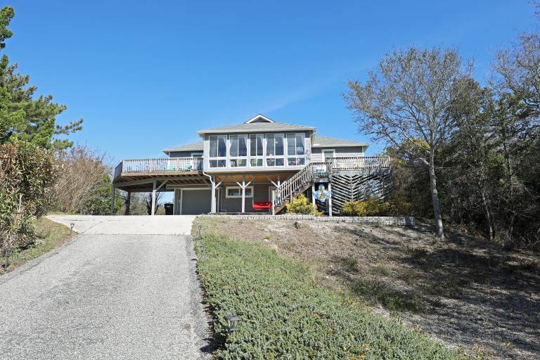 Vacation home with grill — photo 3