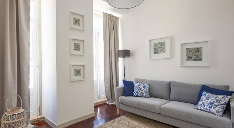 Rental apartment with patio | Next to São Jorge Castle in Lisbon