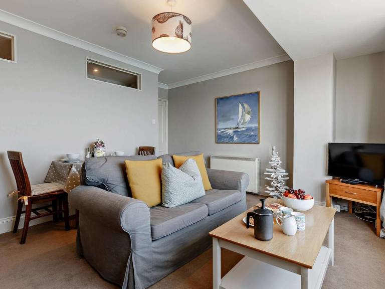 Wonderful rental apartment | Water view | Pet-friendly — photo 4