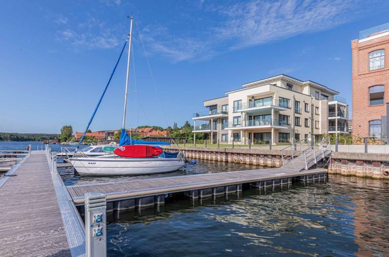 Charmante Terrassen-Ferienwohnung in der Inselstadt Malchow in Waren (Müritz)