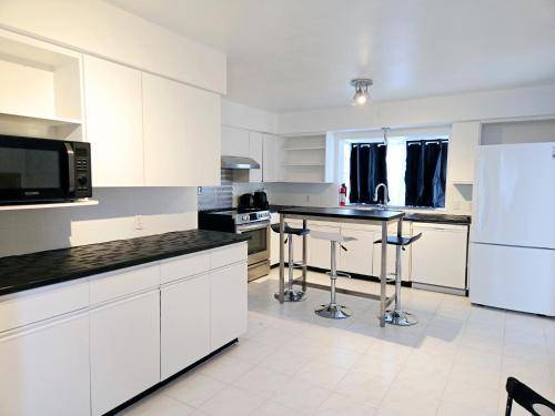 Bed and breakfast  New Westminster