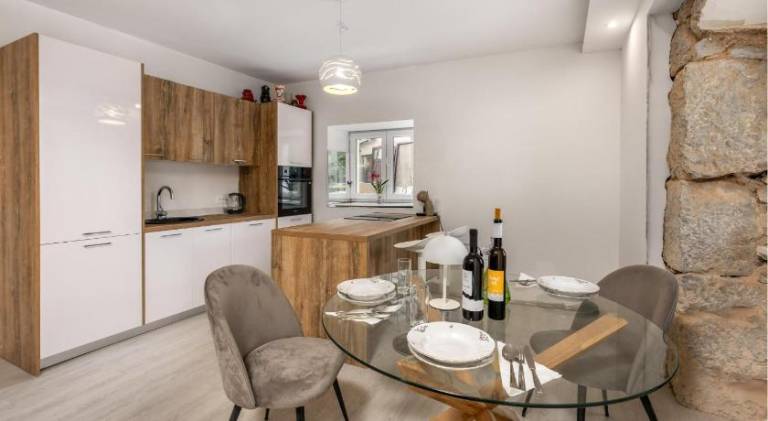 Rental apartment with 3 rooms for 8 persons — photo 2