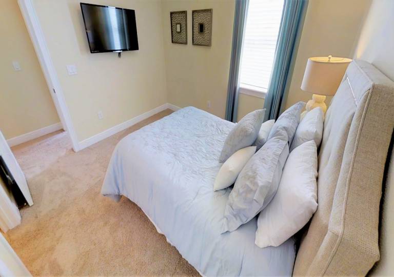 Fully equipped vacation home with garden, grill & hot tub | Pet-friendly — photo 5