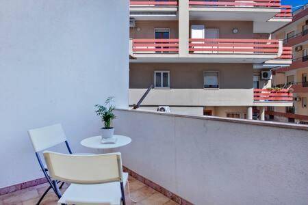 Rental apartment with 2 rooms for 6 persons — photo 4