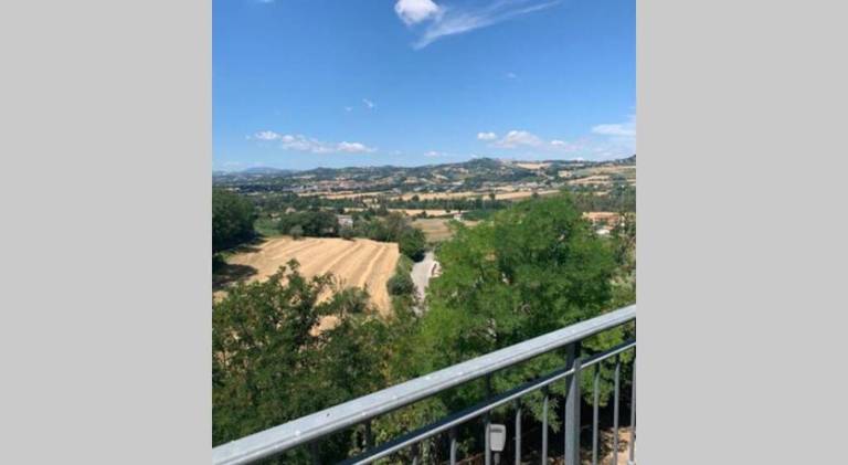 Apartment with 4 rooms for 8 persons in Fermo