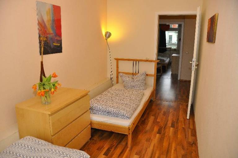 Rental apartment with 2 rooms for 4 persons — photo 4
