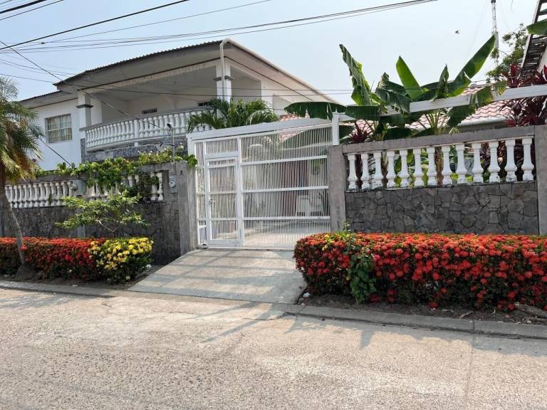 Casa La Ceiba