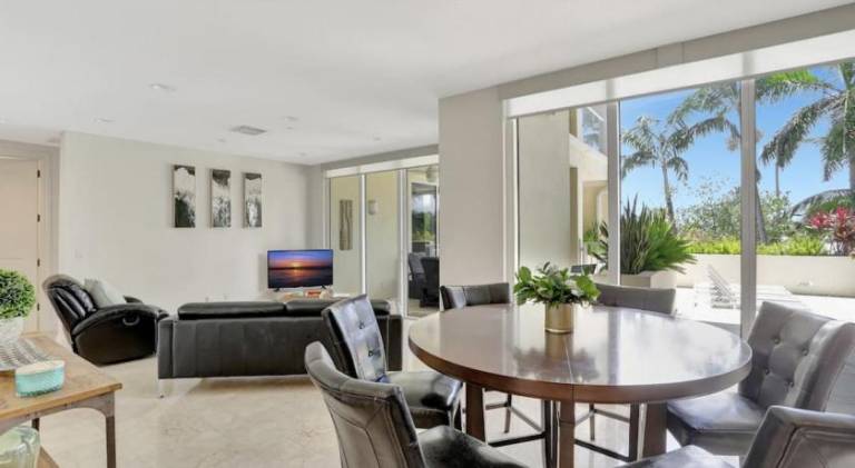 Coastal Condo Deerfield Beach Retreat 3 bed 2 bath — photo 5