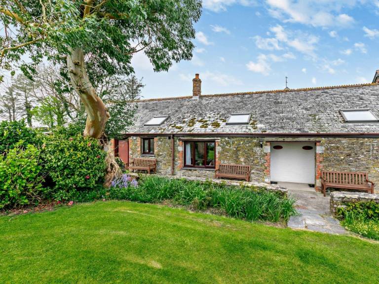 Cottage with garden in Looe