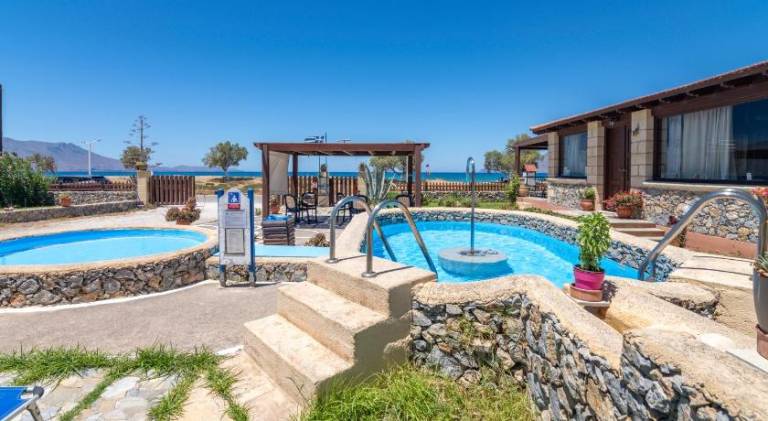 Drapanias BeachFront Apartments - Marinakis in Kissamos