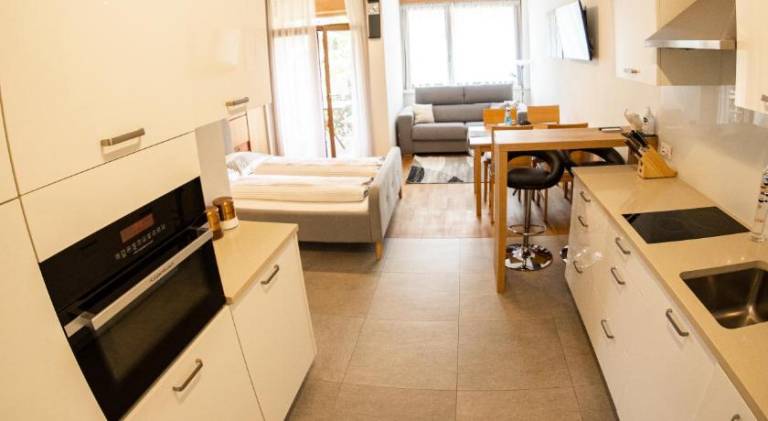Rental apartment with pool — photo 3