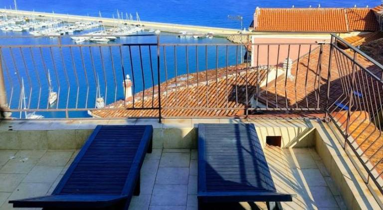 Apartment with patio & sauna in Agropoli