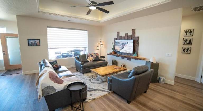 Vacation home | Perfect for remote work | Pets are welcome — photo 3