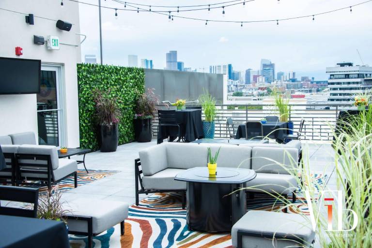 Vīb Hotel by Best Western Denver RiNo — photo 5