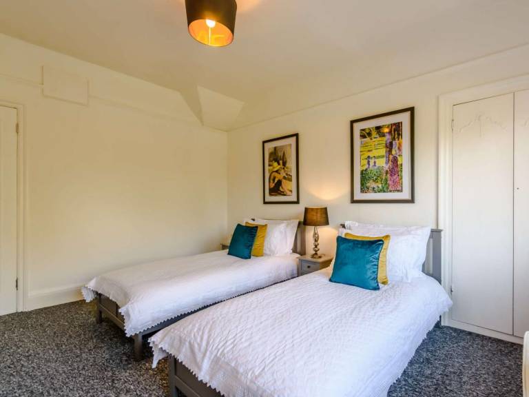 Holiday apartment with 2 rooms for 4 persons — photo 5