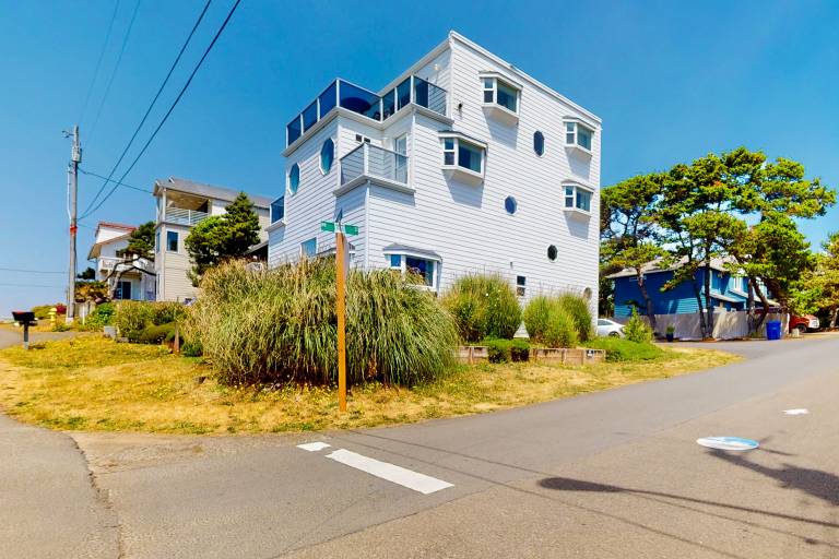 House Lincoln City