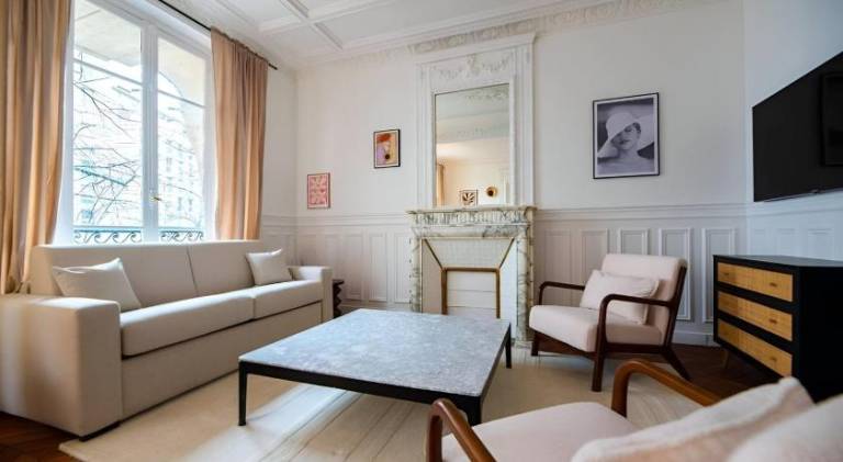 Fully equipped pleasant rental apartment | Close to Eiffel Tower | Pet-friendly in Vanves