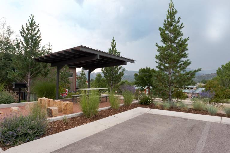Townhome with Awesome Views - 1 Mile to Downtown - 30 Day Stay Required in Durango, CO