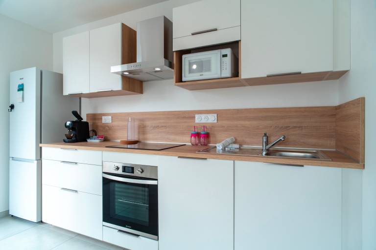 Apartment with garden, hot tub & terrace — photo 5