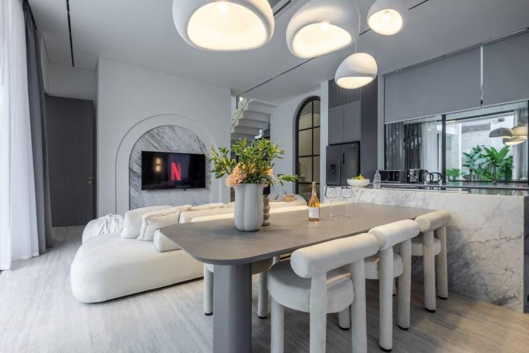 Brand New Luxury Designer By Villa-Amare Villa 5 — photo 4