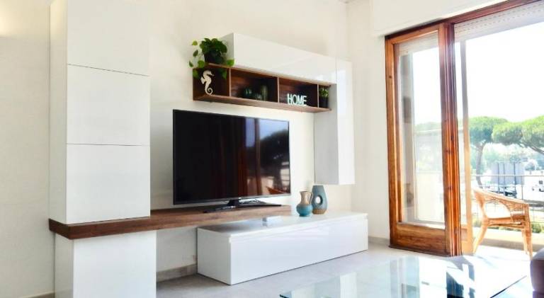 Holiday apartment with 2 rooms for 6 persons — photo 2