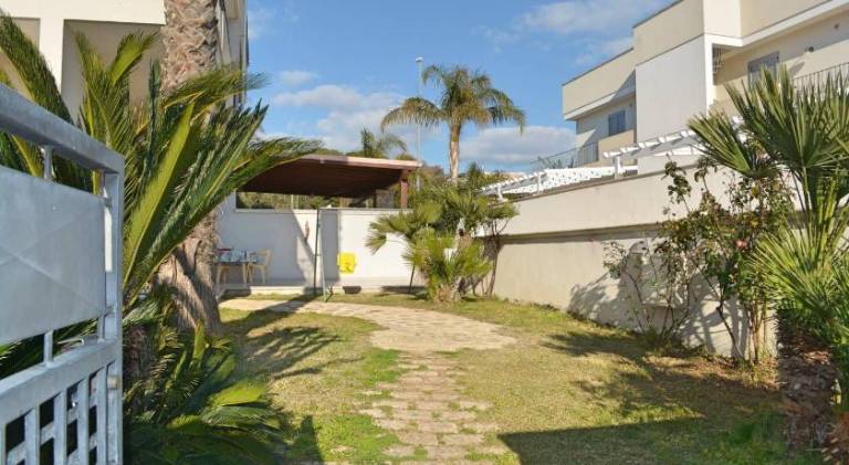 Nice rental apartment | Next to the beach | Pet-friendly in Alezio