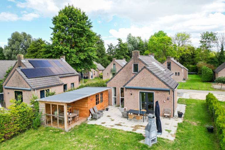 100 m&sup2; Ferienhaus