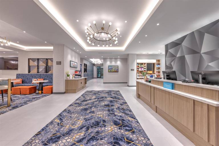 Hampton Inn & Suites by Hilton Irving Hwy 183 — photo 2