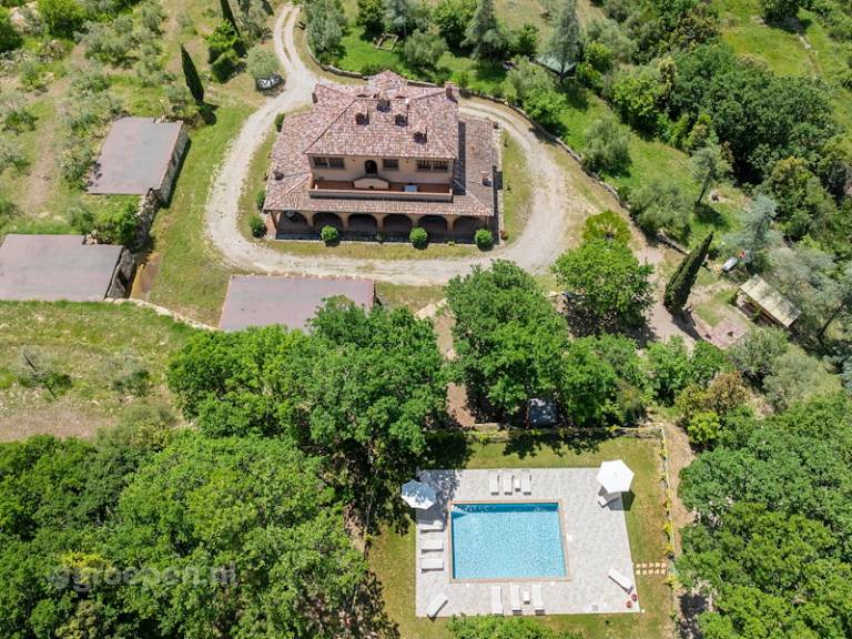 Fully equipped wonderful vacation home with barbeque, terrace & garden | Pets are welcome in Sassetta