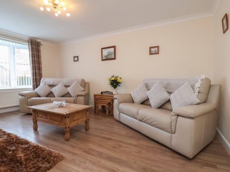 Cottage with garden in Whitby