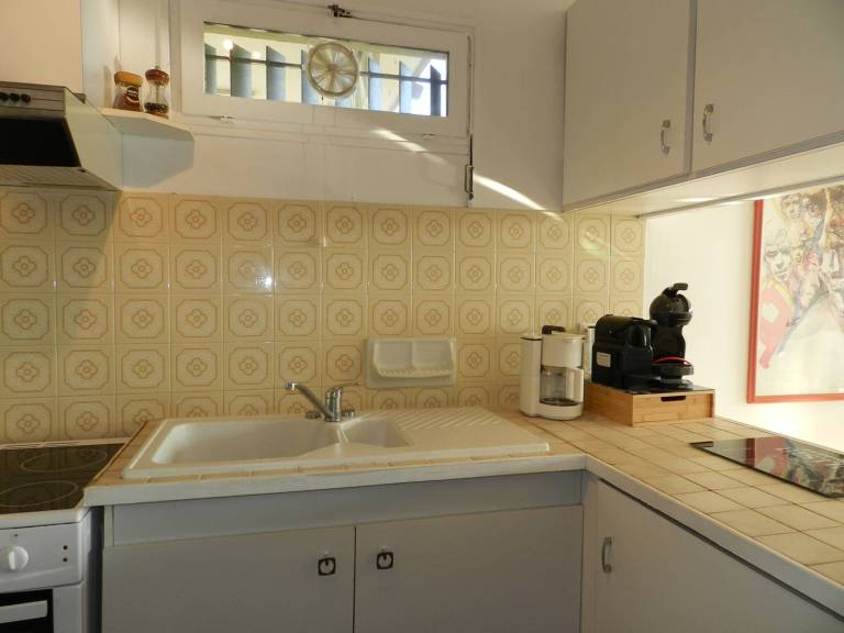 Rental apartment with pool — photo 4