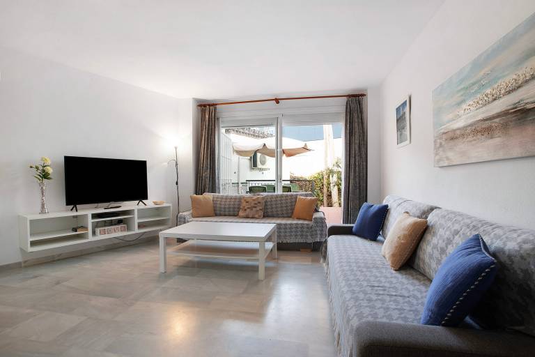 Apartment "Don Juan Manuel" with Shared Pool & Wi-Fi — photo 3