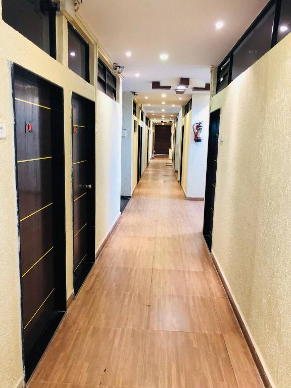 Shanti The Grand Palace in Ratnagiri