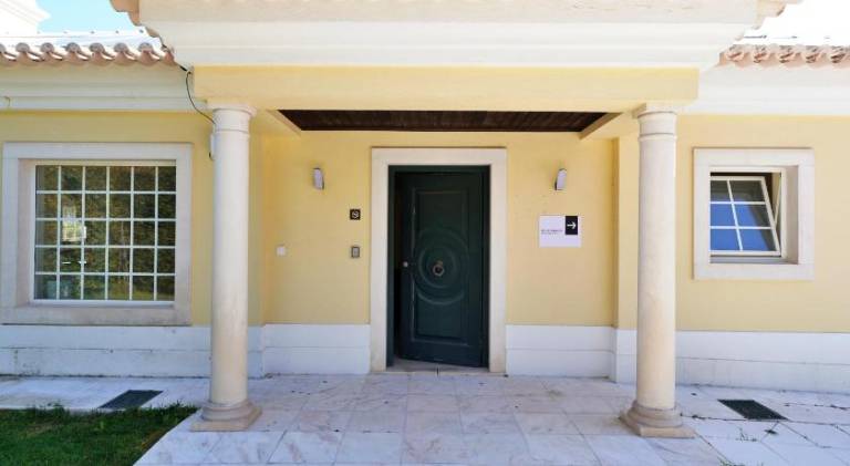 Rental apartment with pool in Cascais