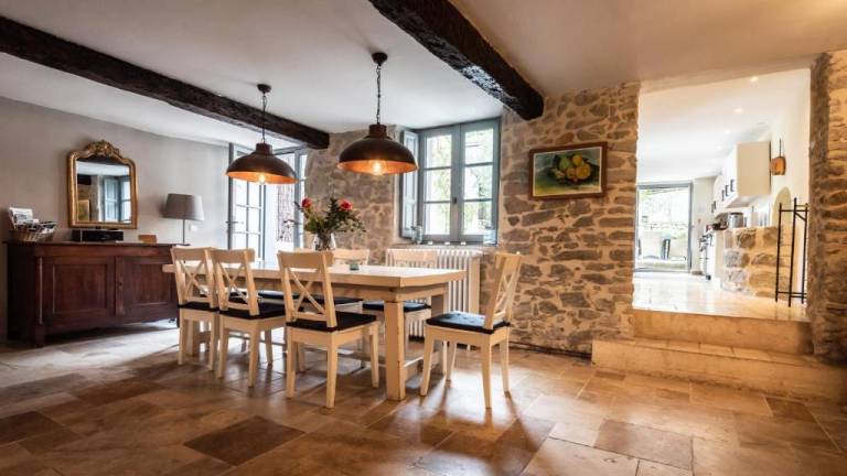 Villa with private pool, barbecue & patio | Pool view — photo 4