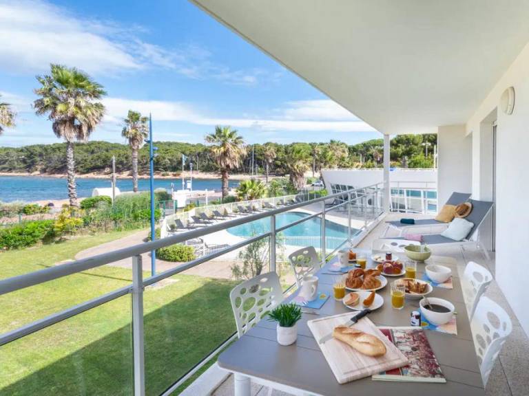 Holiday apartment with heated pool — photo 4