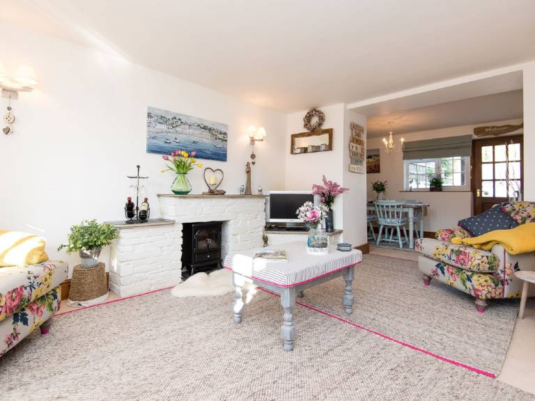 Thrift Cottage — photo 2