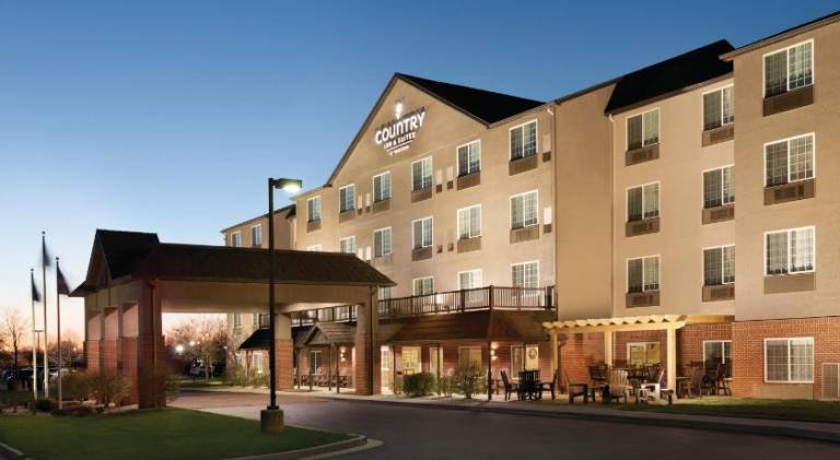 Country Inn & Suites by Radisson Indianapolis Airport South IN