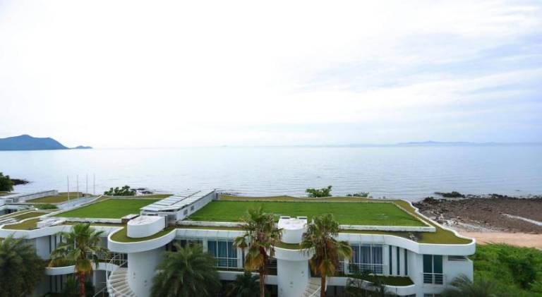 Holiday apartment with pool — photo 5