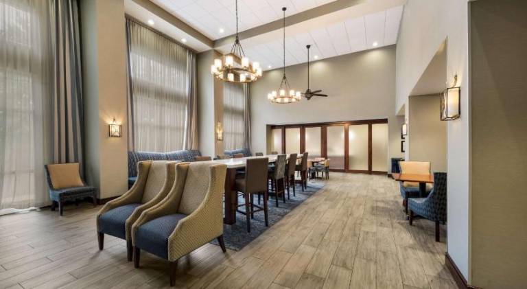 Hampton Inn & Suites Fredericksburg-at Celebrate Virginia — photo 2