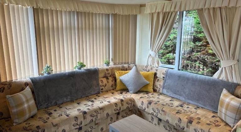 Bailey's Caravan Hire - Sealands Plot 1 - Wi-Fi - Dog Friendly — photo 2