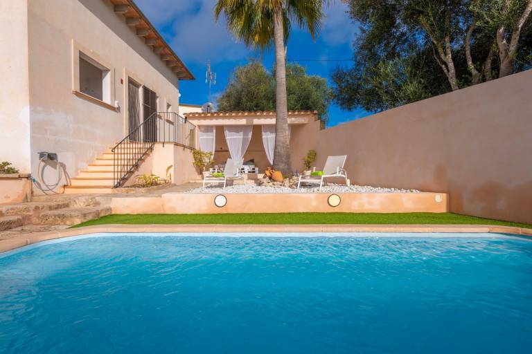 SA TEULERA SANT JOAN Nice house with private s