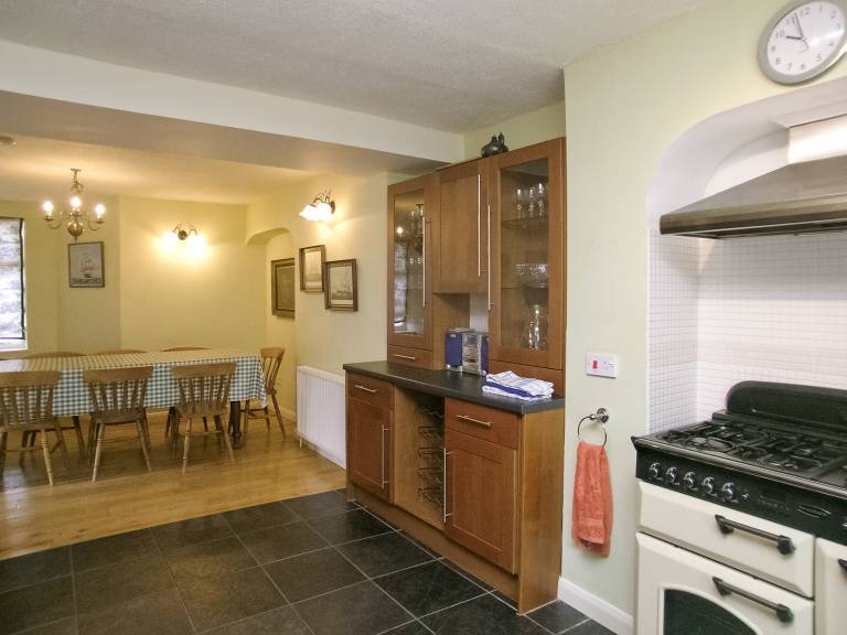 Family-oriented cottage with yard & barbecue | River view | Beach nearby | Pets allowed — photo 4