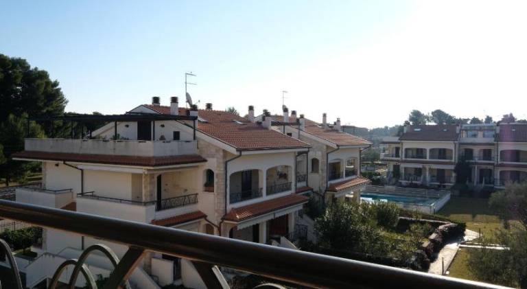Rental apartment with pool — photo 3