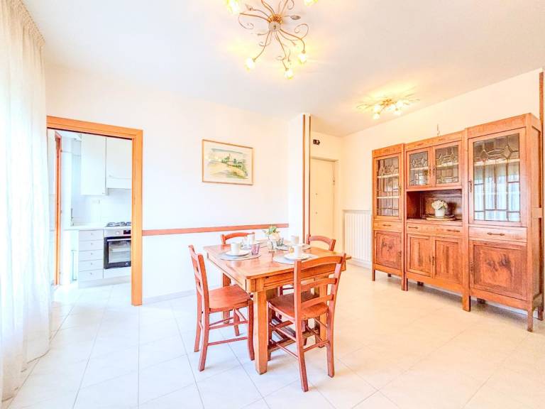 Apartment with 1 room for 5 persons — photo 3