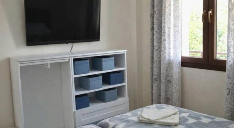 Apartment with terrace — photo 3